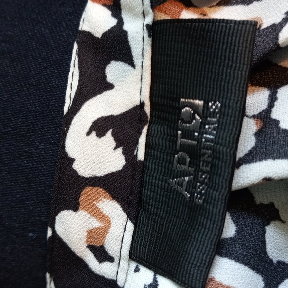 Womens Sz PM  Multi Blk/Tan/off white Blouse - Picture 5 of 6